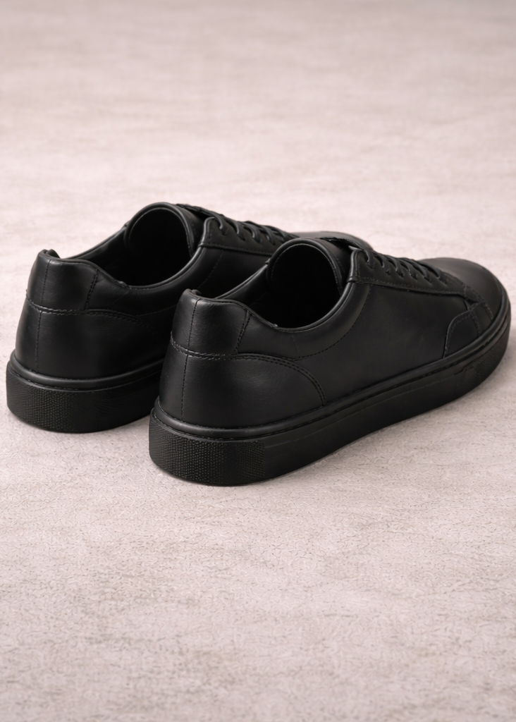 Montrel Essential Low – All Black